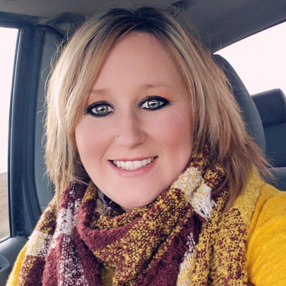 Meet your Posher, Keisha - Picture 1 of 1